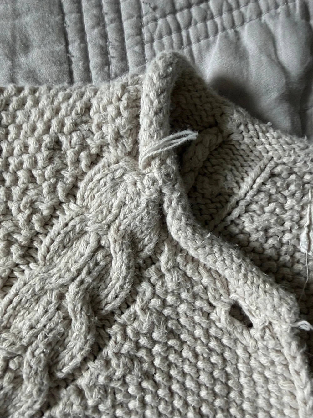 Mini Boden cream knit